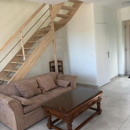 Residence Merlin Appartement Arthur Saint-Malon-sur-Mel Екстер'єр фото