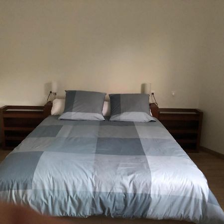 Residence Merlin Appartement Arthur Saint-Malon-sur-Mel Екстер'єр фото