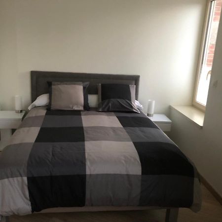 Residence Merlin Appartement Arthur Saint-Malon-sur-Mel Екстер'єр фото