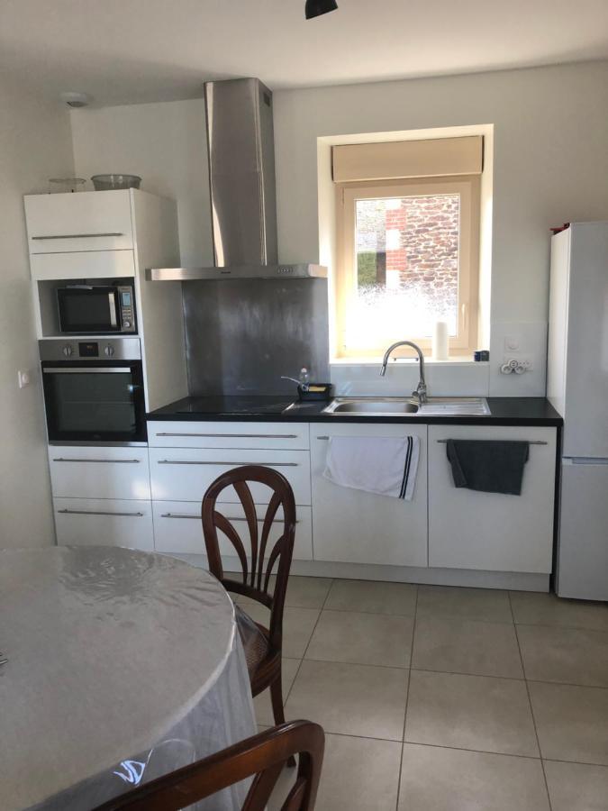 Residence Merlin Appartement Arthur Saint-Malon-sur-Mel Екстер'єр фото