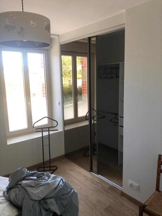 Residence Merlin Appartement Arthur Saint-Malon-sur-Mel Екстер'єр фото