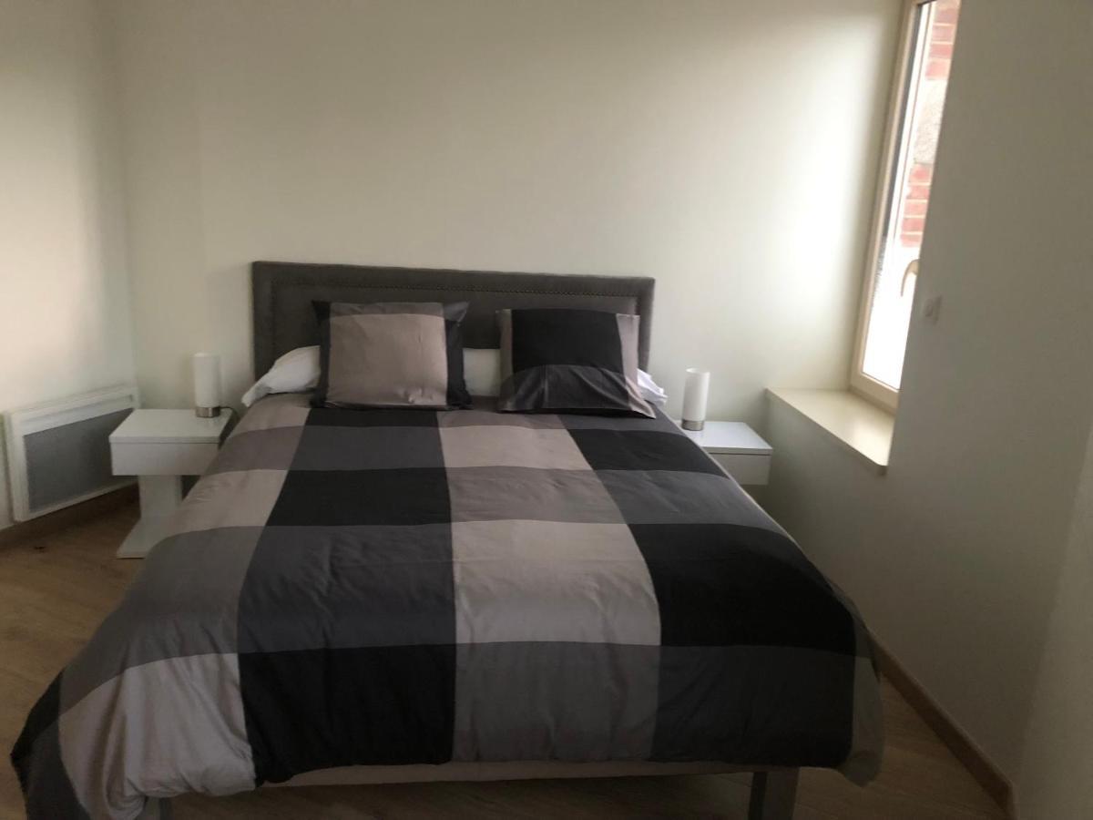 Residence Merlin Appartement Arthur Saint-Malon-sur-Mel Екстер'єр фото